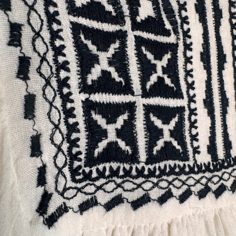 Velvet by Graham & Spencer 100% Cotton Embroidered Peasant Ivory Blouse Top Med - Picture 5 of 12